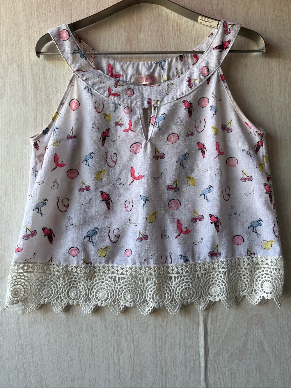 Source Unknown White Printed Tank with Lace Hem